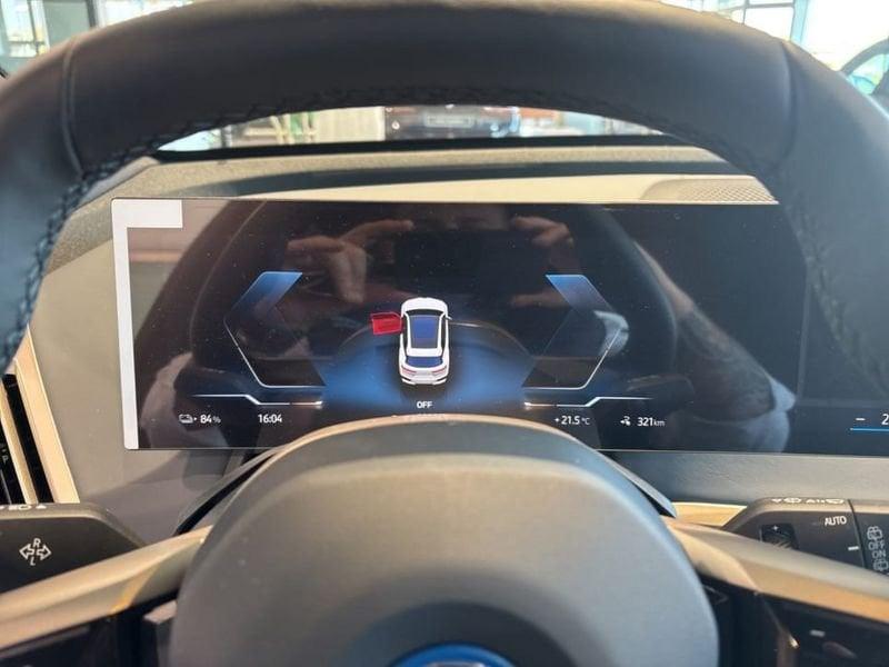BMW iX xDrive40 MSPORT