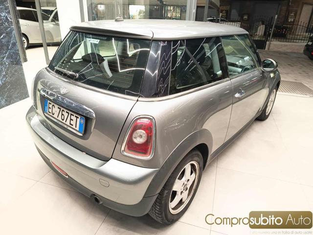MINI Cooper 1.6 16V Cooper