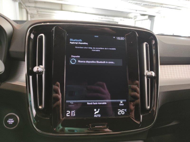 VOLVO XC40 (2017-->) - XC40 T5 Recharge Plug-in Hybrid Inscription Expression