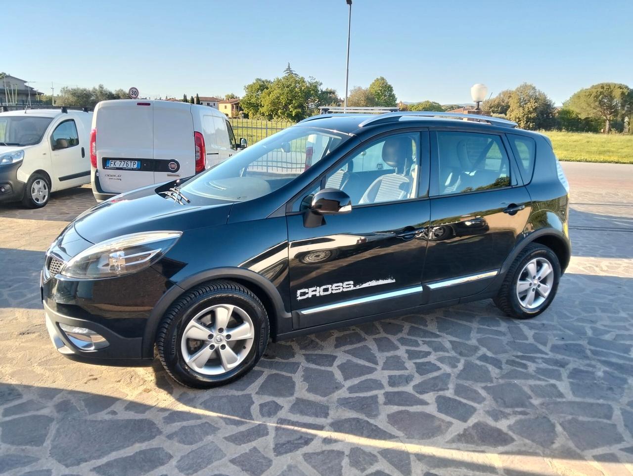 Renault Scenic Scénic XMod Cross 1.5 dCi 110CV Energy