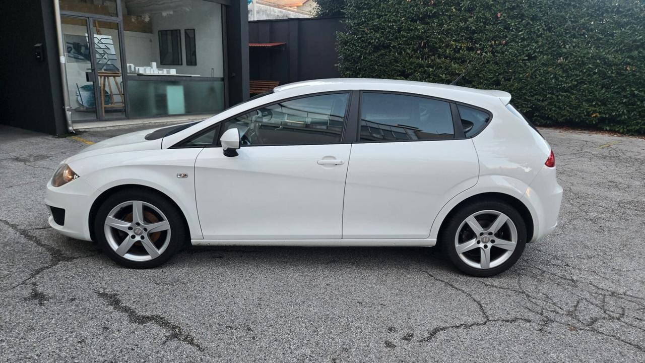 Seat Leon 1.6 TDI Copa x Neopatentati