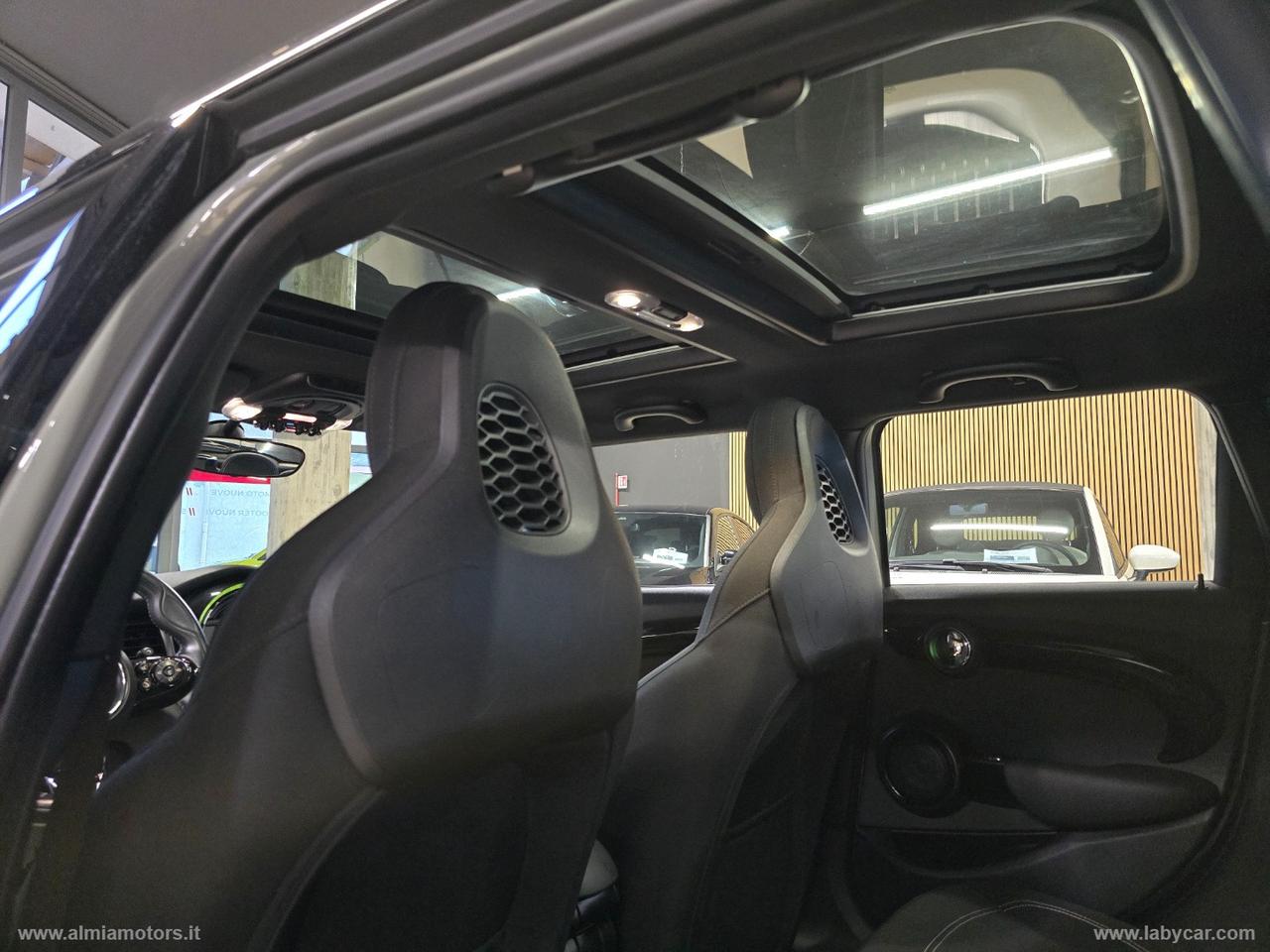 MINI Mini Cooper JCW 5 porte