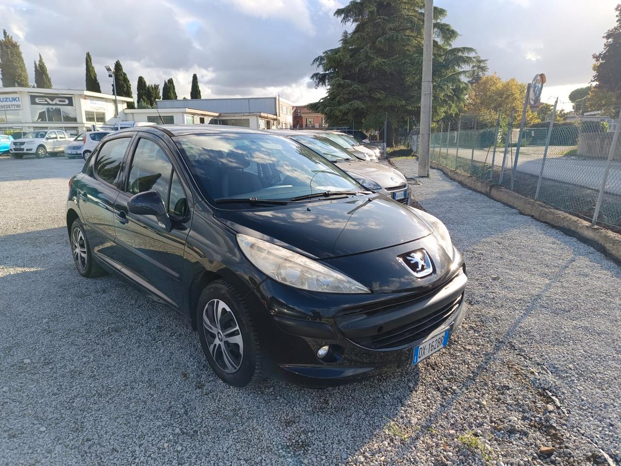 Peugeot 207 1.4 8V 75CV 5p. X Line ECO GPL Tua da 86€/Mese