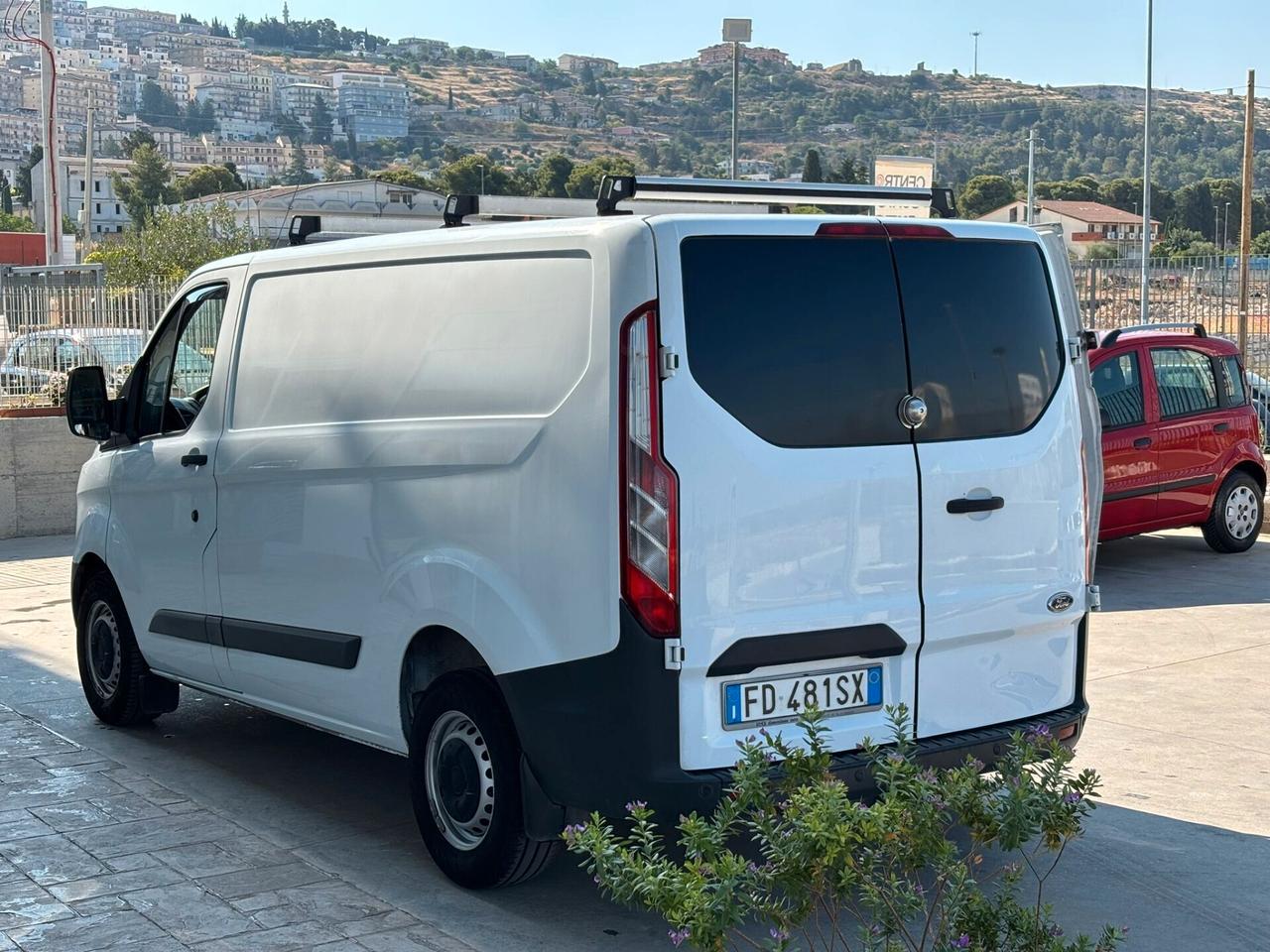 Ford Transit Custom 310 2.0 TDCi 170 PC Furgone Titanium