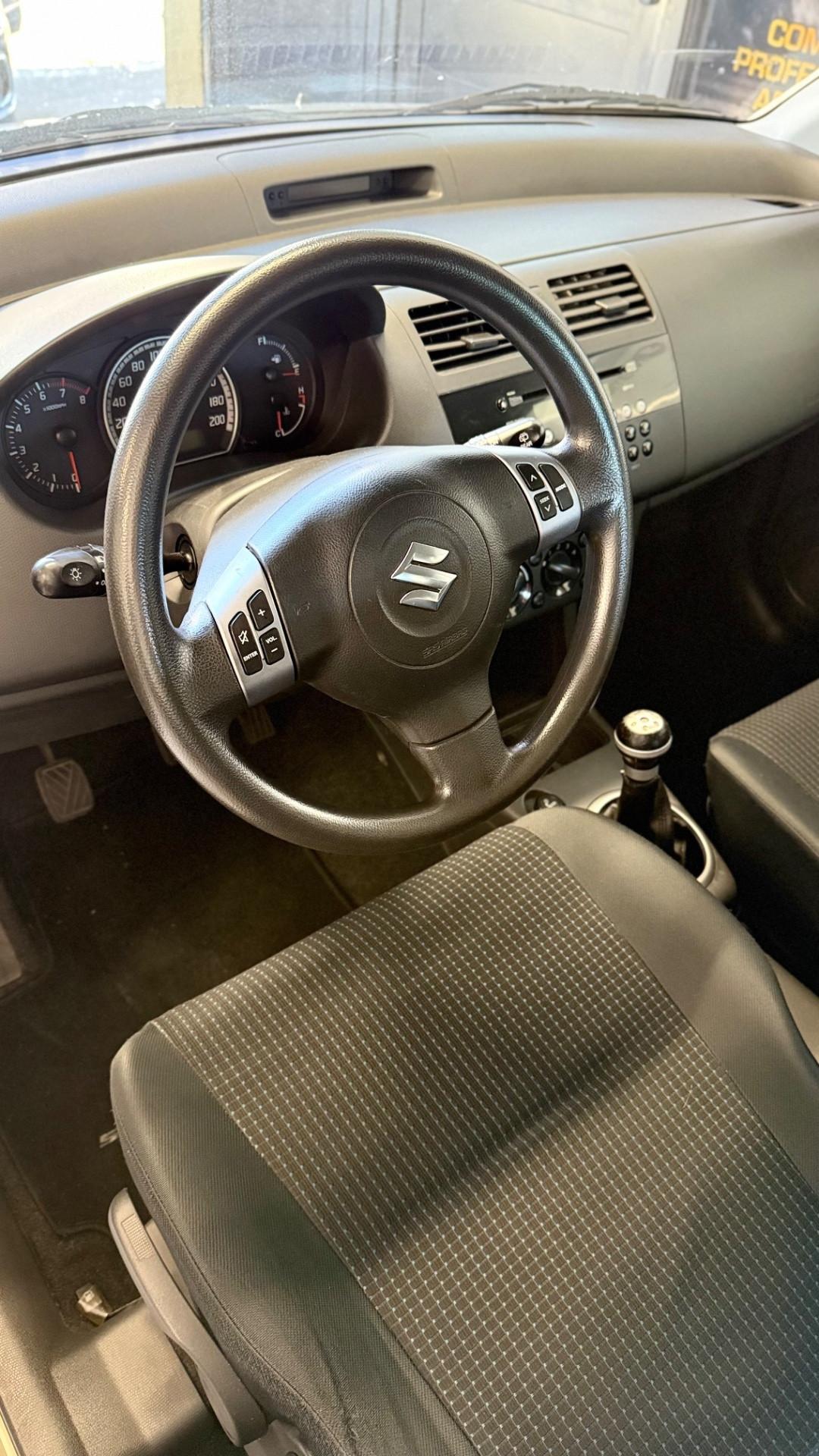 Suzuki Swift 1.3 5p. GLX Plus
