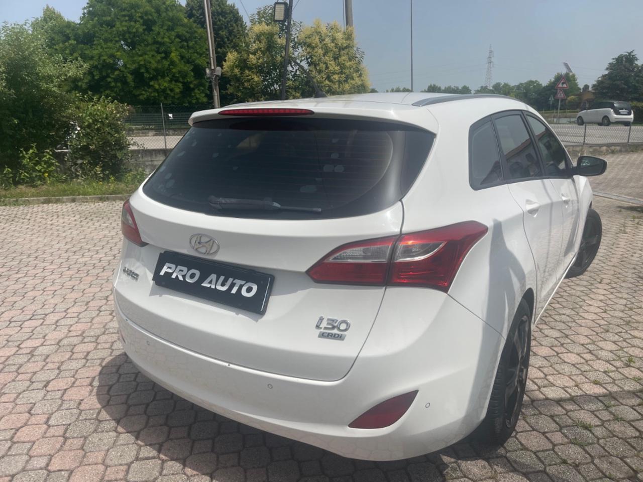 Hyundai i30 Wagon 1.6 CRDi Go! Brasil