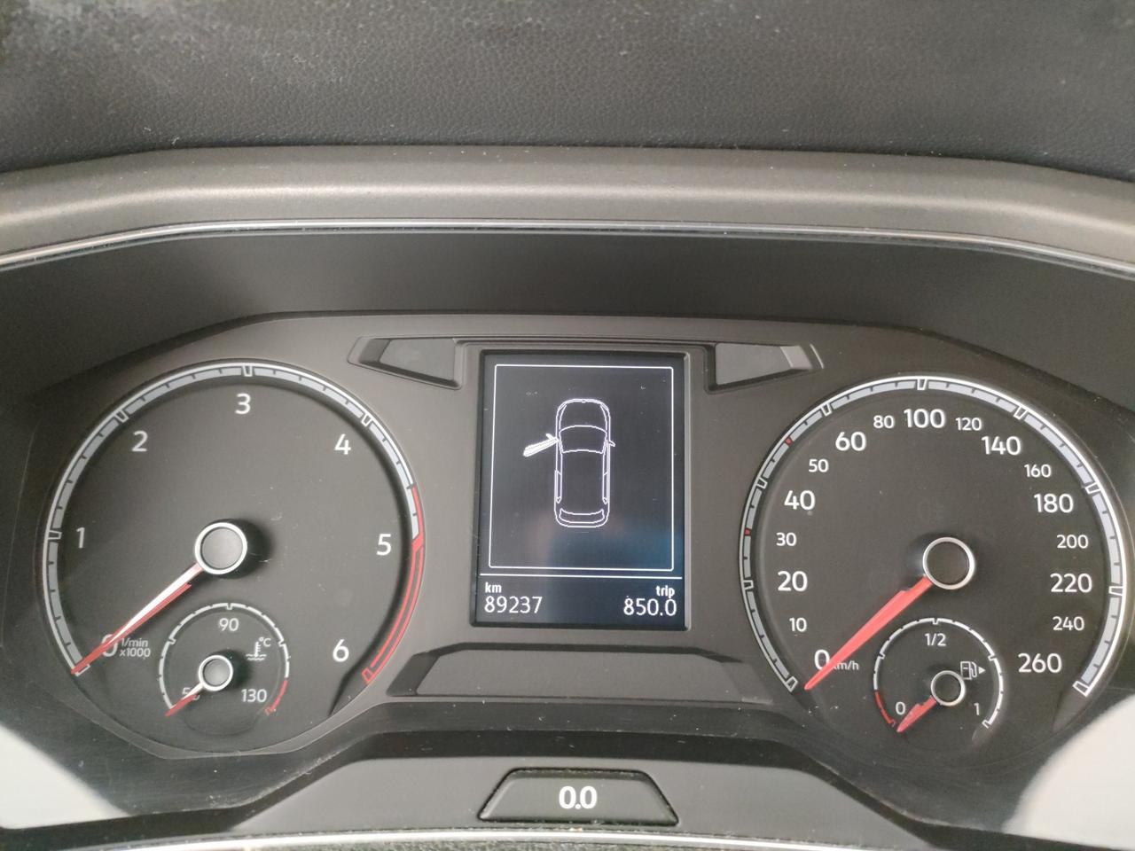 Volkswagen T-Roc 1.6 tdi style