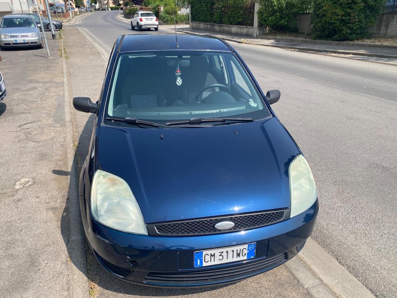 Ford Fiesta 1.2 16V 5p. Ambiente ok neopatentati