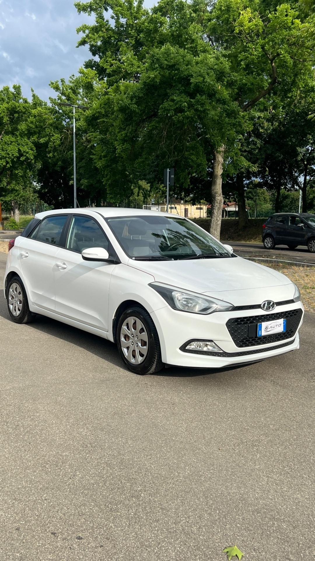 Hyundai i20 1.2 84 CV 5 porte Econext Comfort