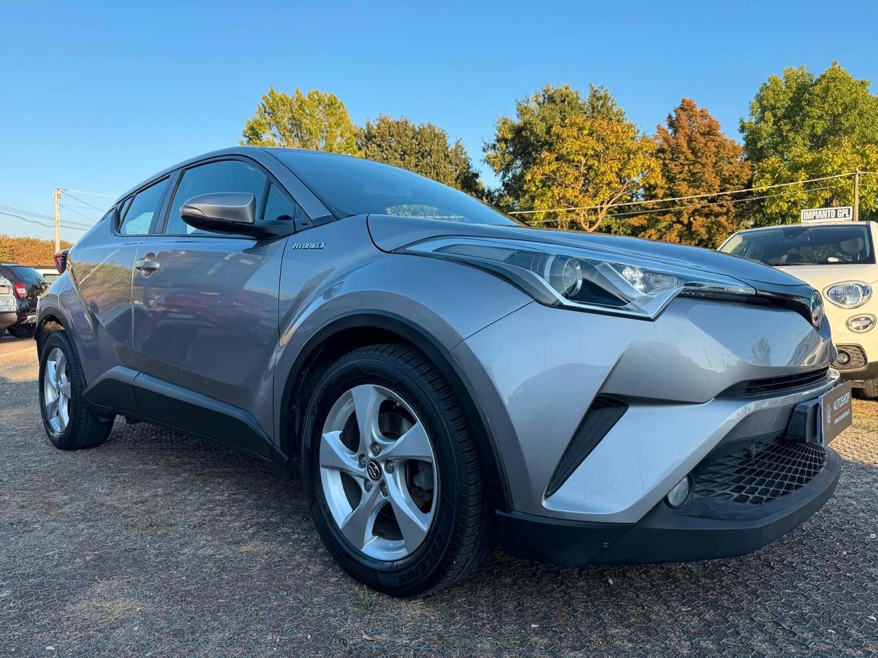 TOYOTA - C-HR - 1.8 Hybrid E-CVT Active - NEOPATENTATI - FINANZIABILE - PERMUTE