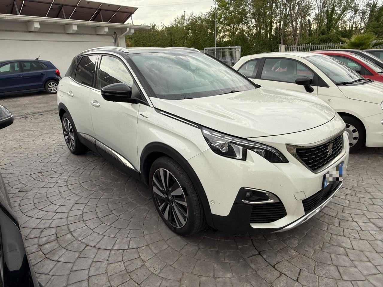 Peugeot 3008 Hybrid4 300 e-EAT8 GT