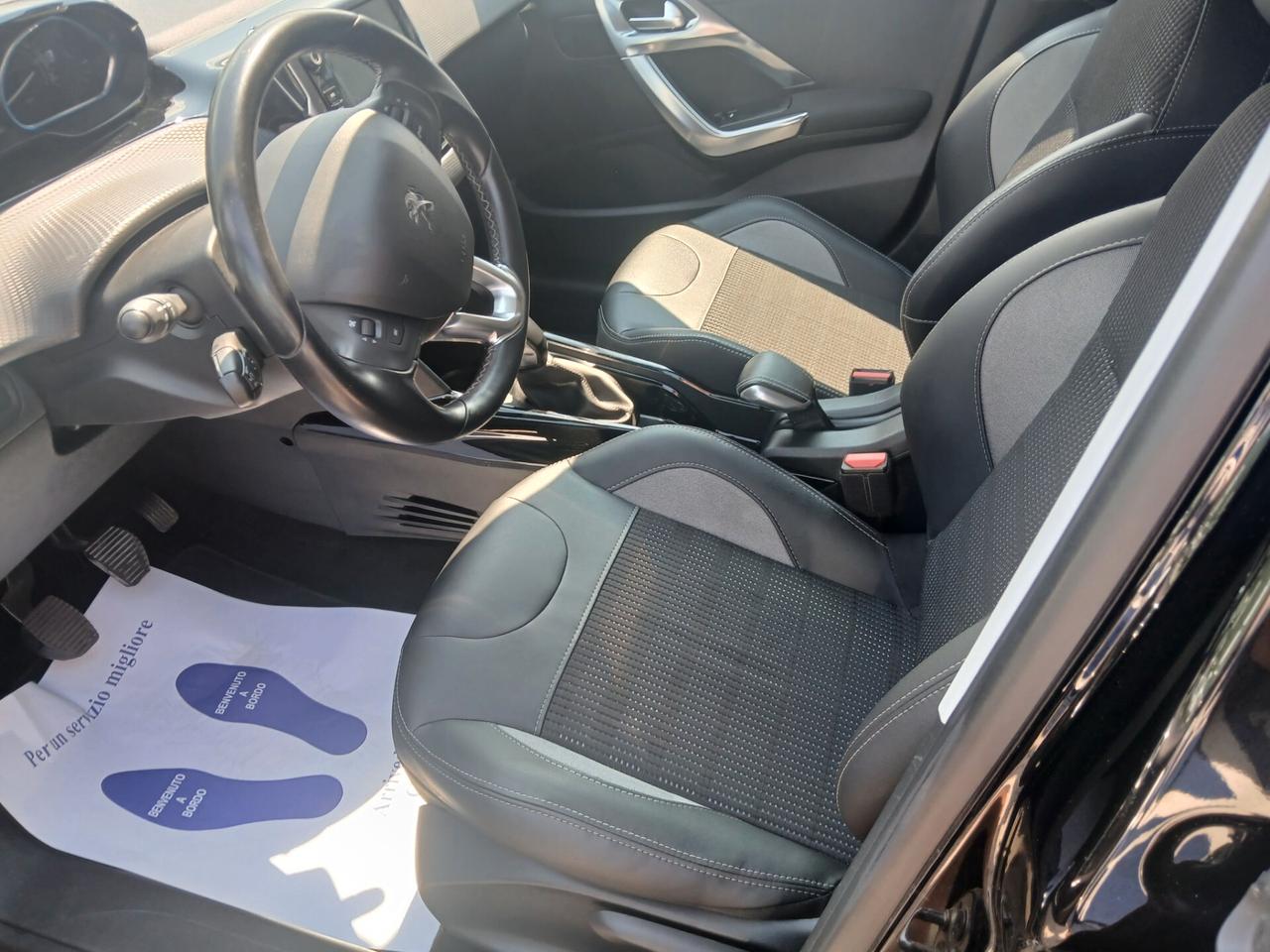Peugeot 2008 BlueHDi 100 S&S Allure