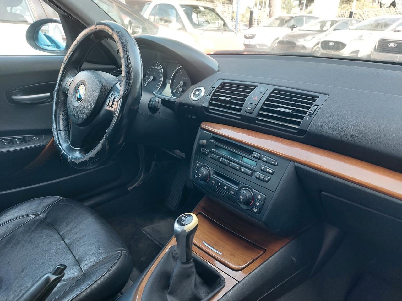 Bmw 118 118d cat 5 porte Futura pelle cerchi
