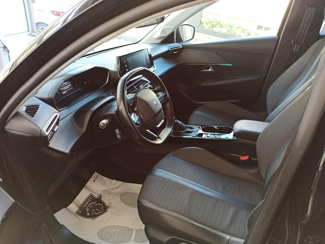 Peugeot 208 PureTech 100 Stop&Start 5 porte Allure Navi Pack
