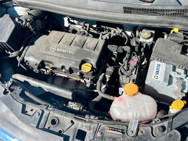Opel Corsa 1.2 3 porte - 2013