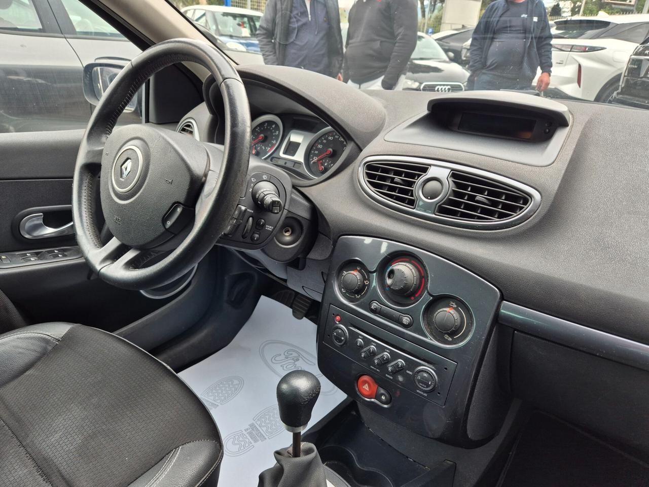Renault Clio le iene 1.4 99cv GPL