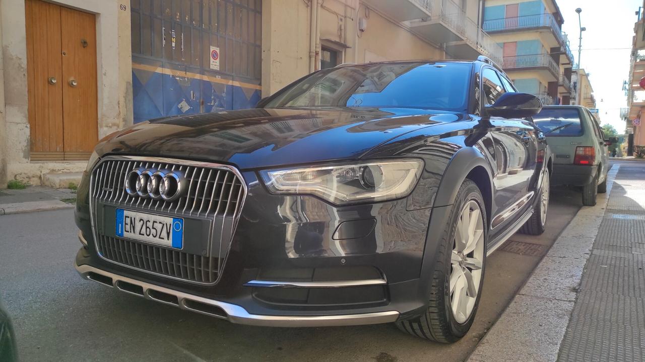 Audi A6 All Road 313cv motore da riparare un cilindro