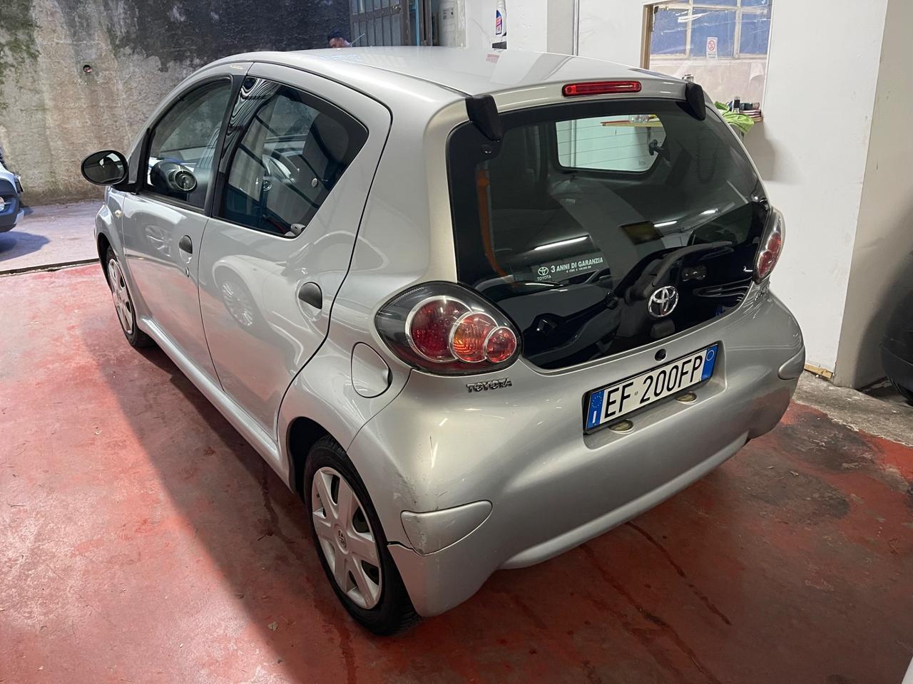 Toyota Aygo 1.0 12V VVT-i 5 porte