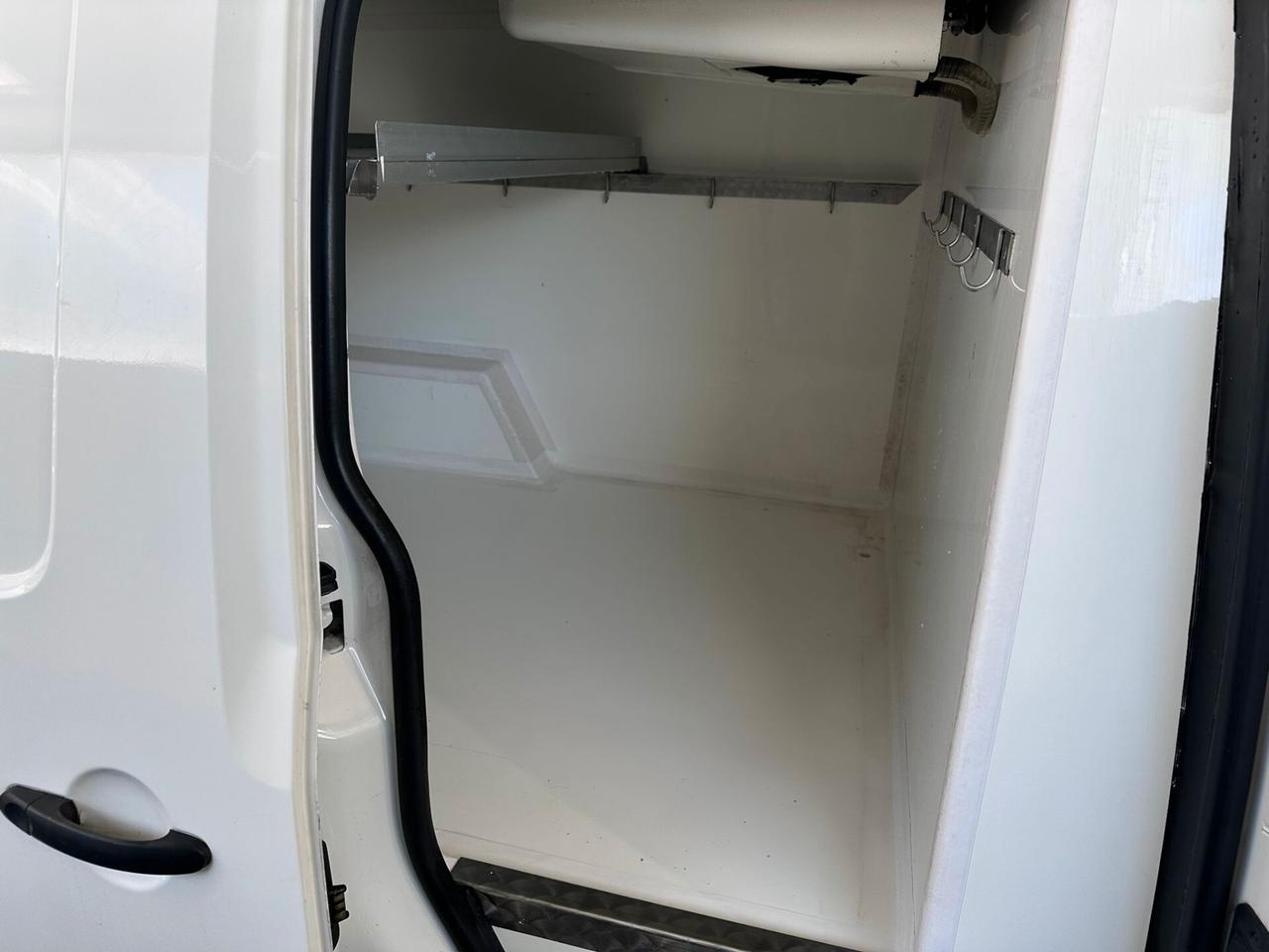 Volkswagen CADDY metano frigo atp coibentato