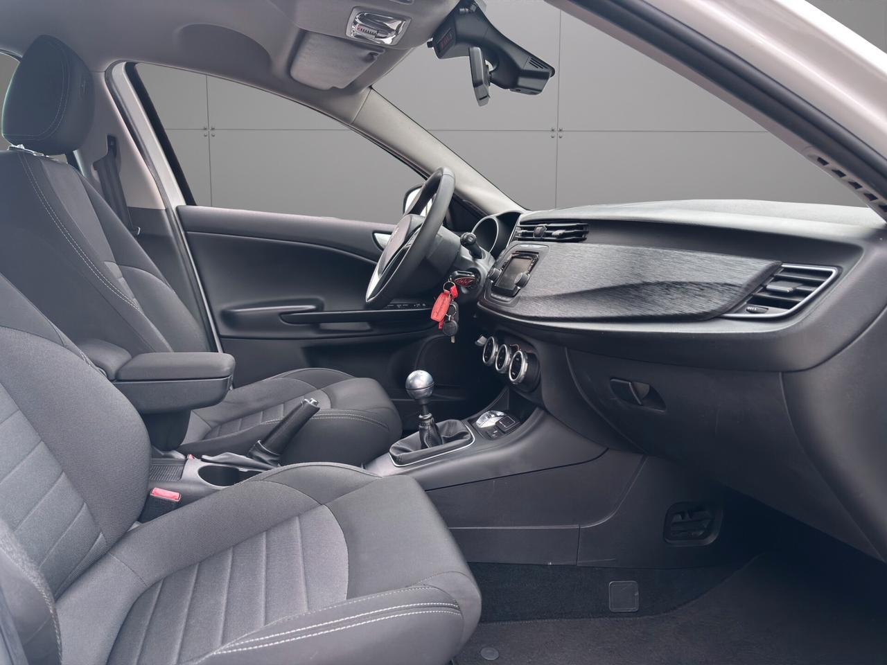 Alfa Romeo - Giulietta 1.6 JTDm 120 CV Super - Promo finanziamento