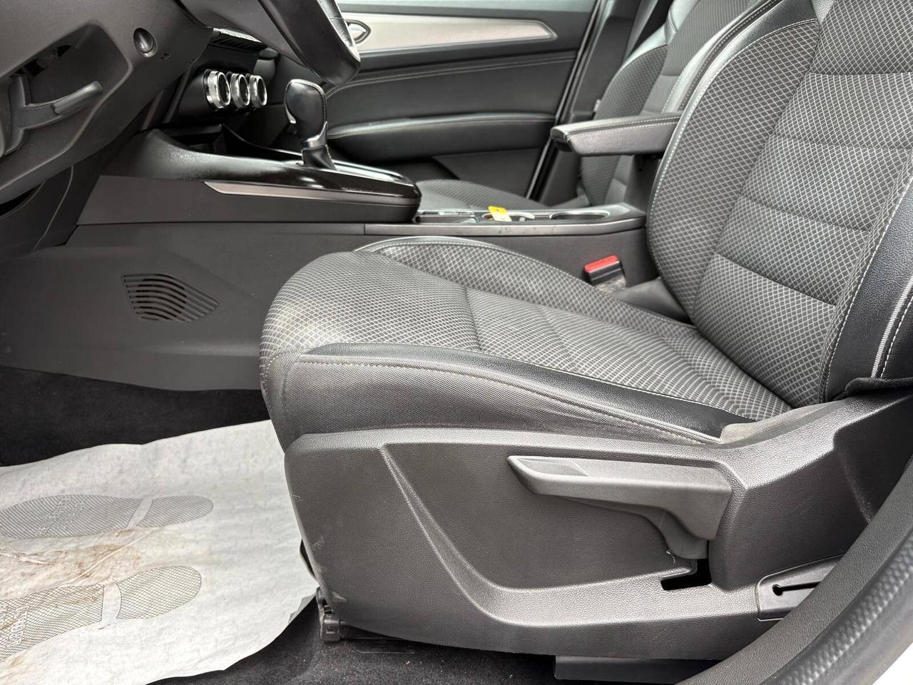 Renault Arkana Hybrid E-Tech 145 CV Intens