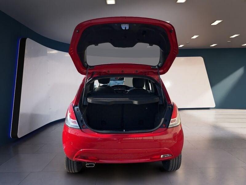 Lancia Ypsilon III 2021 1.0 firefly hybrid Gold s&s 70cv