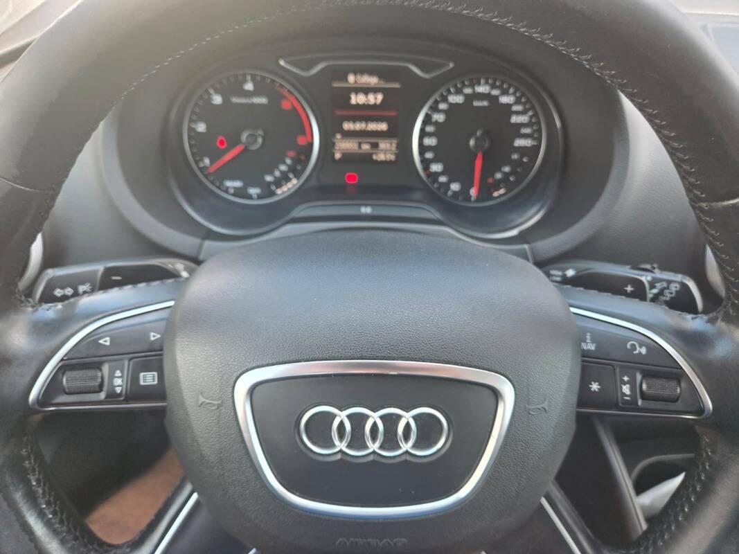 Audi A3 1.6 tdi Business 110cv s-tronic E6