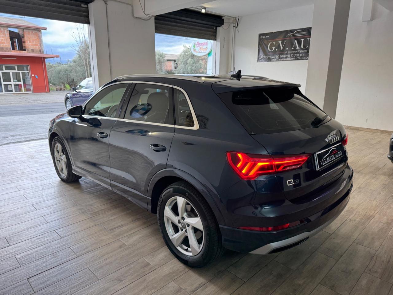 Audi Q3 35 TDI S tronic Business Advanced