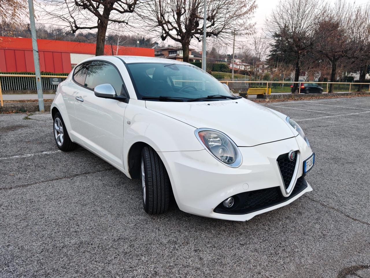 Alfa Romeo MiTo 1.4 benz 77cv Neopat E6