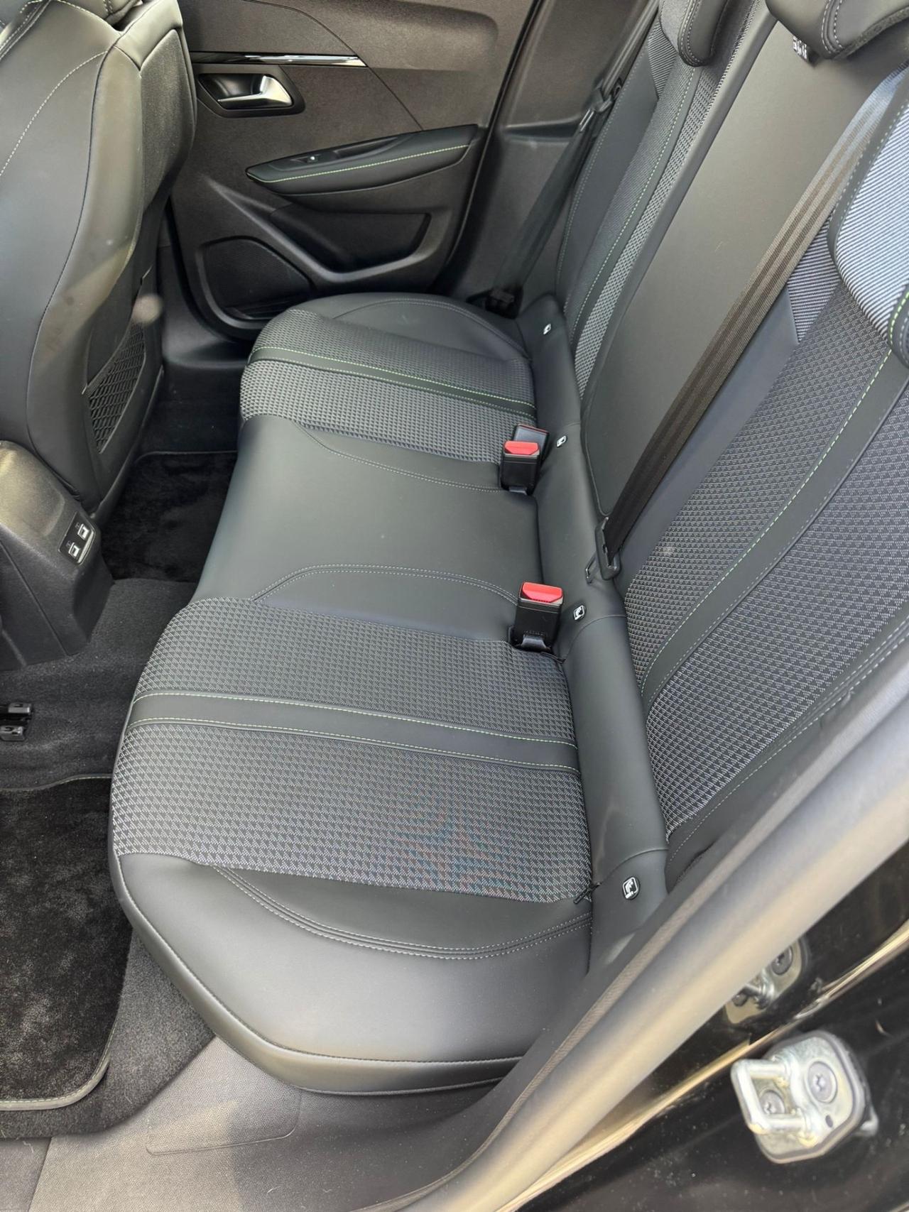 Peugeot 208 PureTech 100 Stop&Start EAT8 5 porte GT