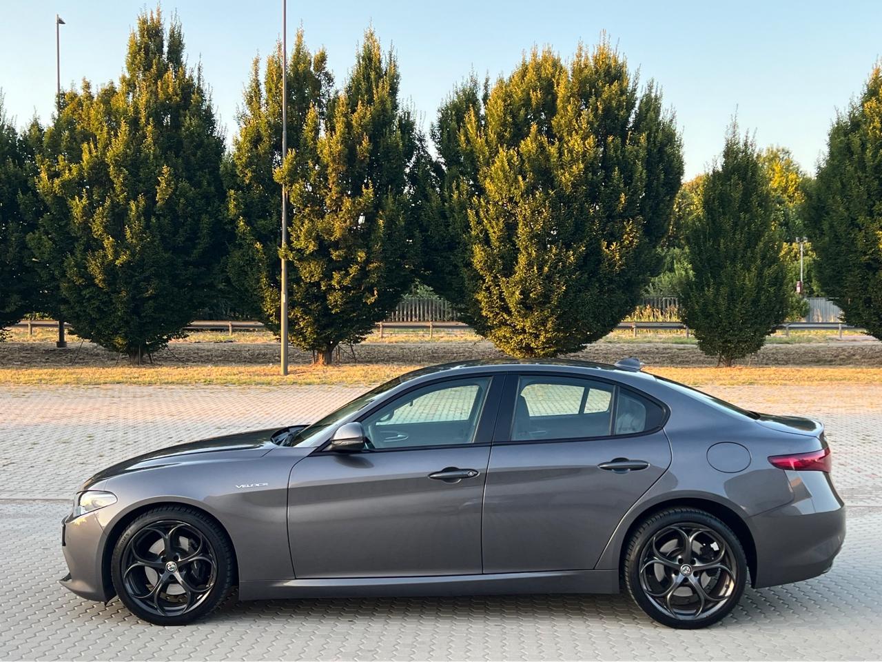 Alfa Romeo Giulia 2.2 Turbodiesel 210 CV AT8 AWD Q4 Veloce