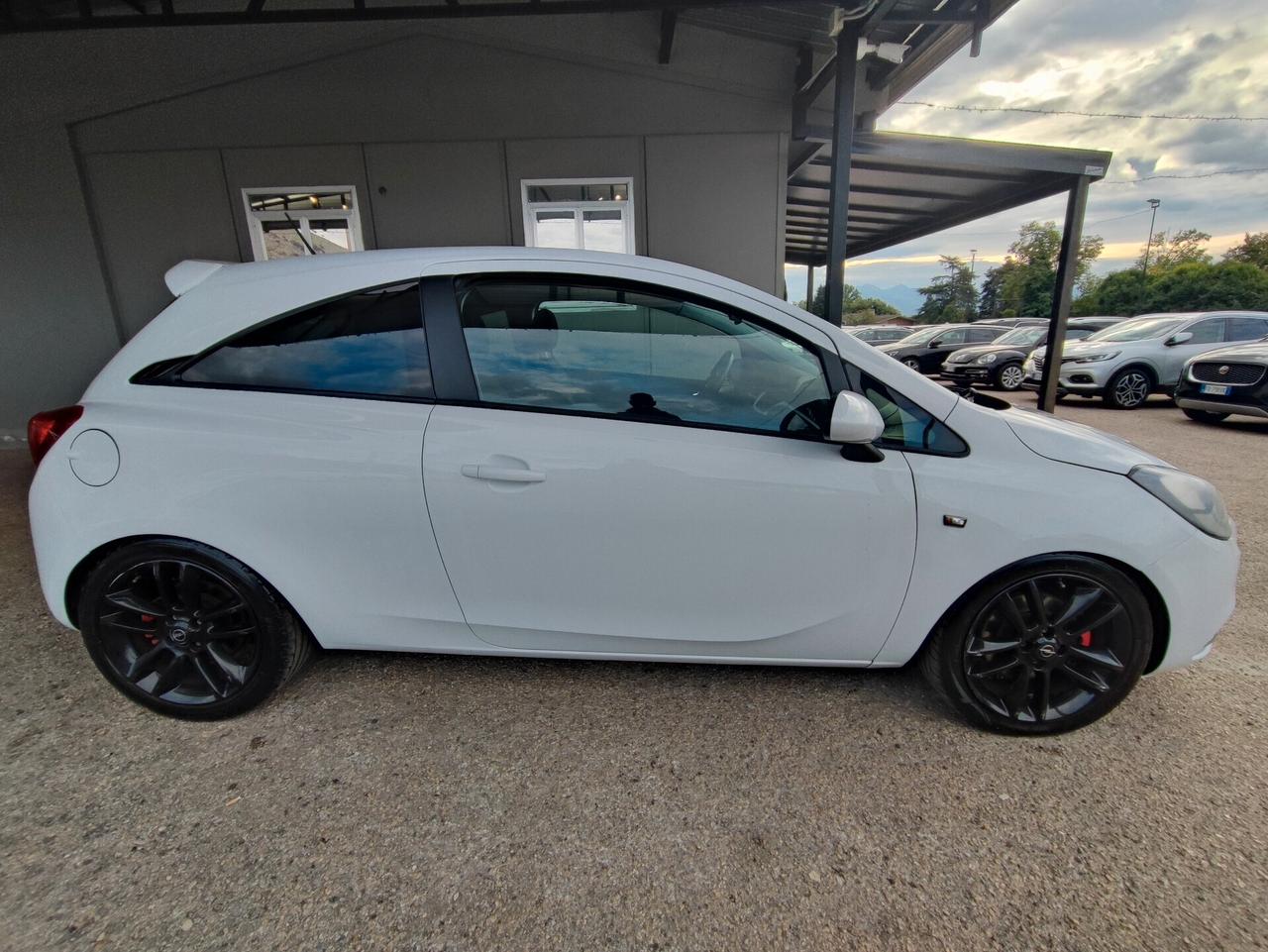 Opel Corsa 1.3 CDTI ecoFLEX Start&Stop Coupé b-Color