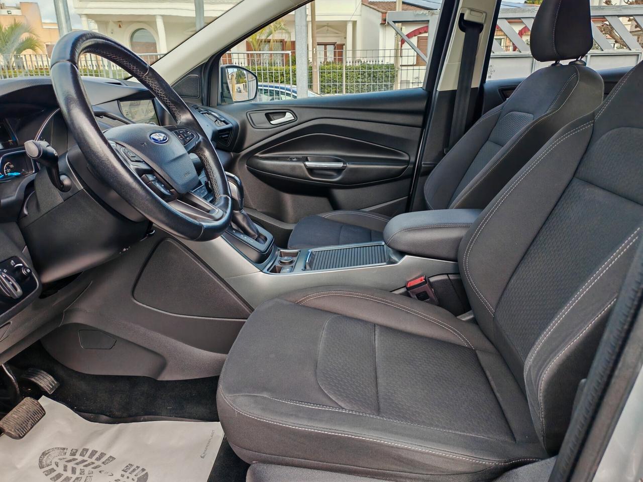 Ford kuga 2.0tdci titanium navig led cruise 2018