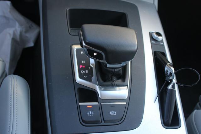 AUDI Q5 35 TDI S tronic S line