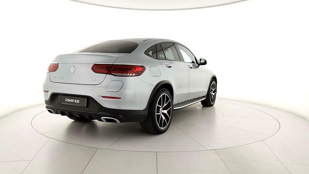 Mercedes-Benz GLC Coupe - C253 2019 - GLC Coupe 300 de eq-power Premium 4m
