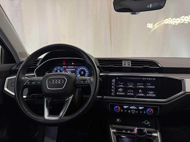 Audi Q3 35 TDI S line edition
