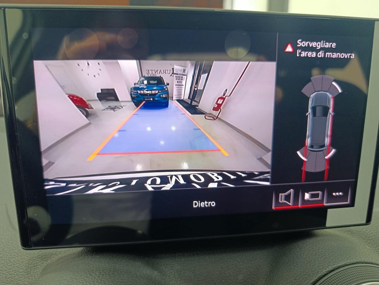 Audi Q2 35 TFSI Business Advanced