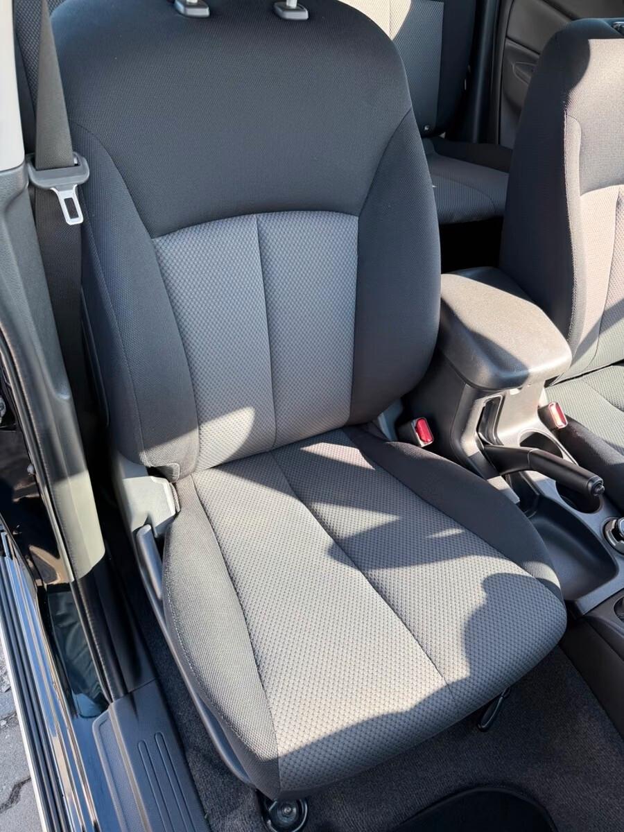 Mitsubishi L200 Double Cab climatizzatore cruise control hardtop