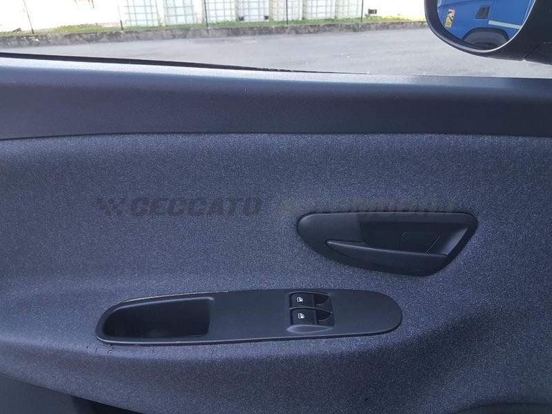 Lancia Ypsilon Ypsilon 1.0 firefly hybrid Silver s&s 70cv