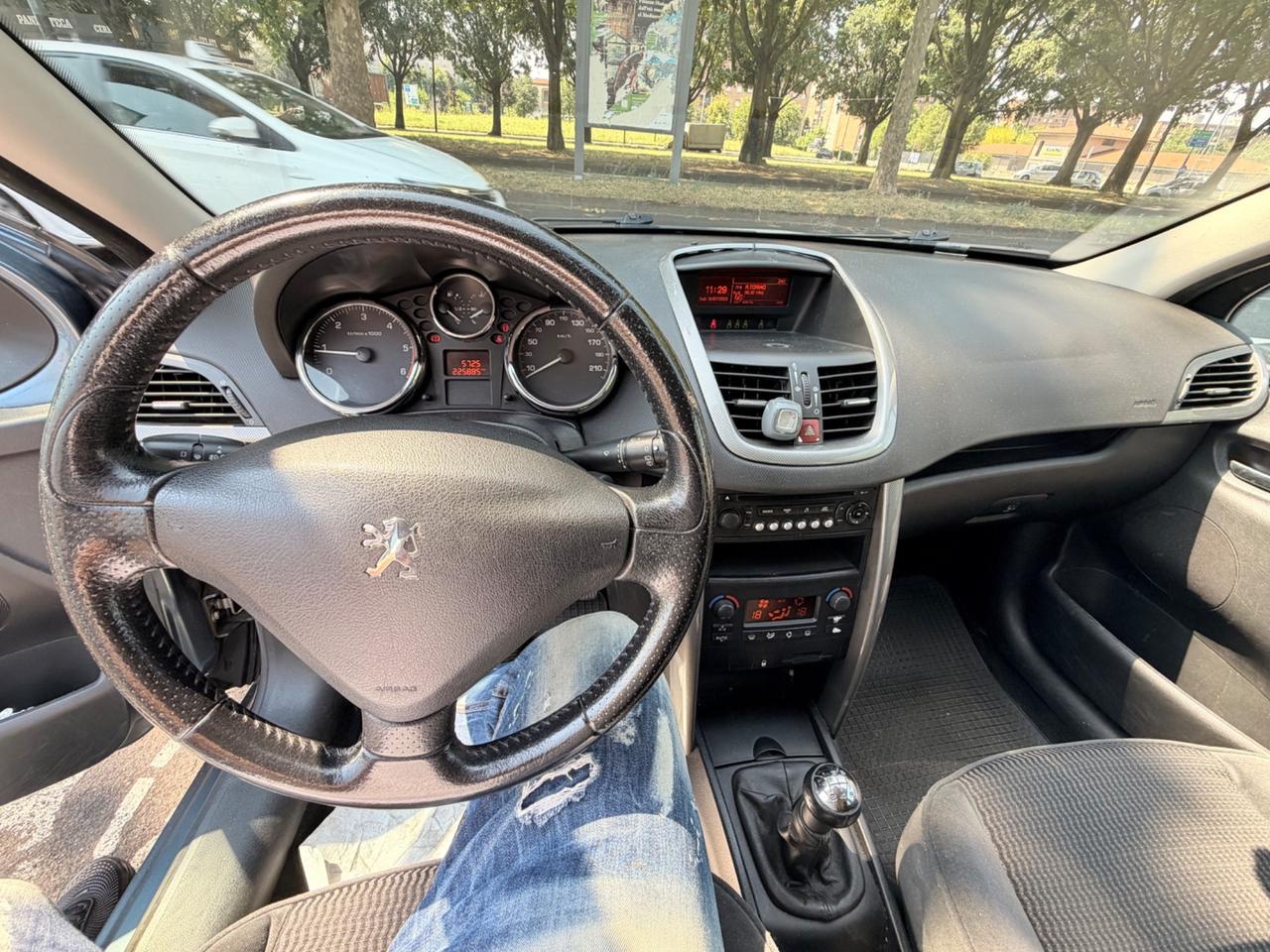 Peugeot 207 1.4 HDi 70CV 5p. X Line