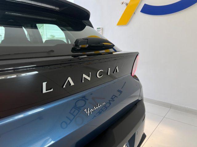 LANCIA Ypsilon Hybrid e-DCT LX da e229,00 mensili