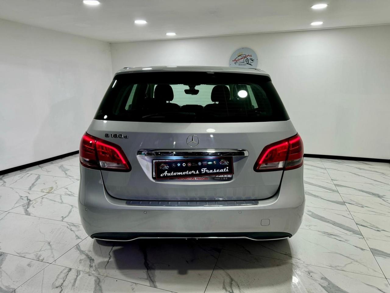 Mercedes-benz B 180 B 180 d Automatic Premium