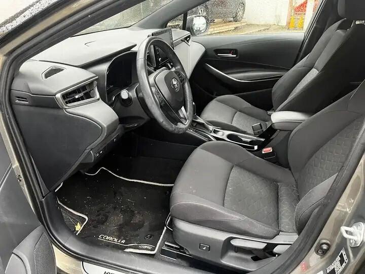 Toyota Corolla 1.8 Hybrid Style