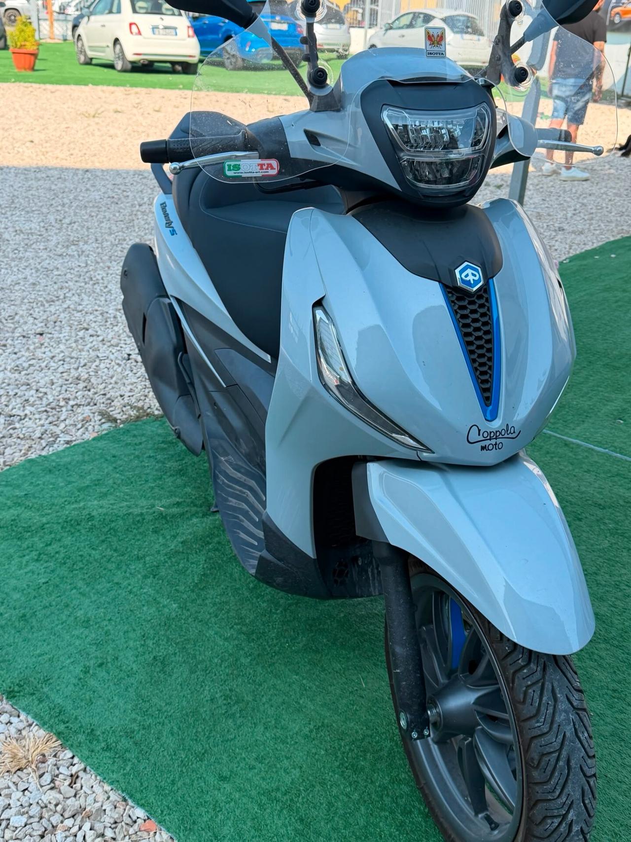Piaggio Beverly 400 i.e.