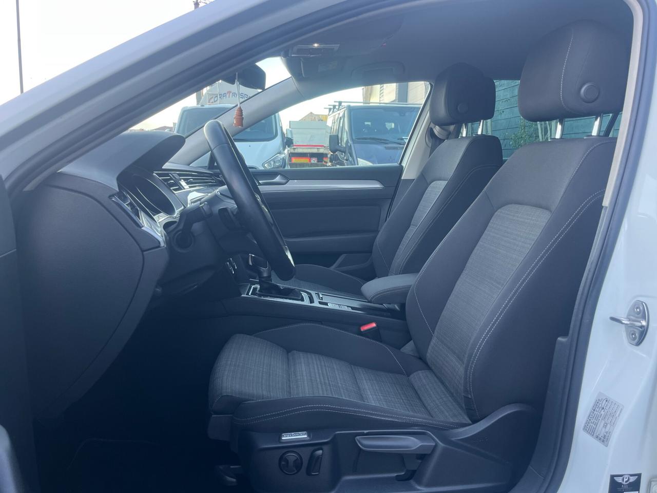 Volkswagen Passat Variant 1.6 TDI DSG Euro 6D-Temp
