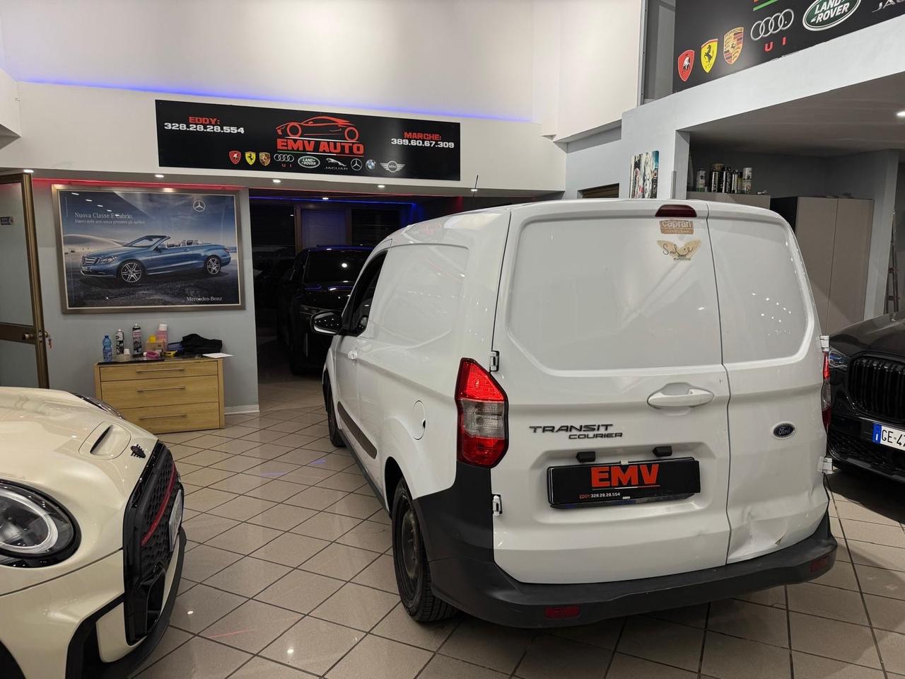 Ford Transit Courier 1.5 TDCi 75CV Van Entry