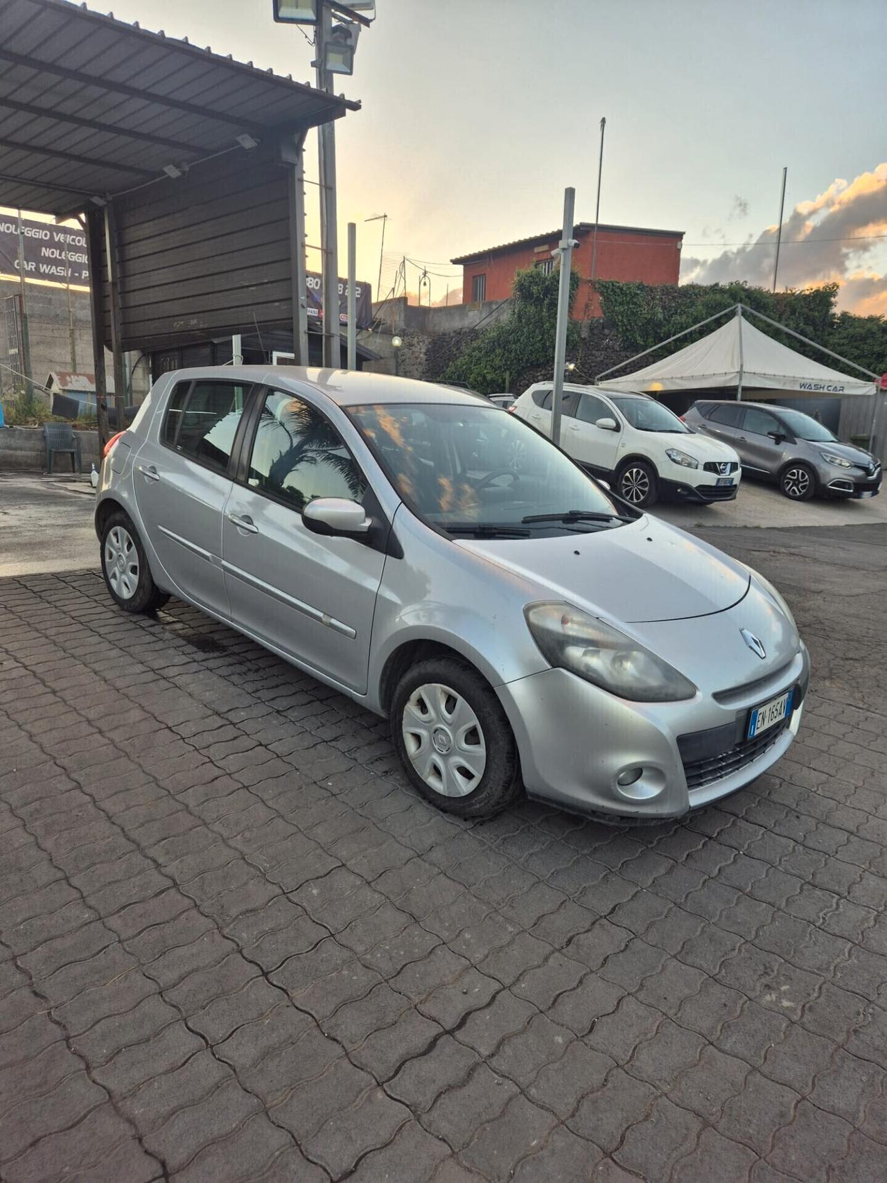 Renault Clio 1.2 69 cv GPL yahoo