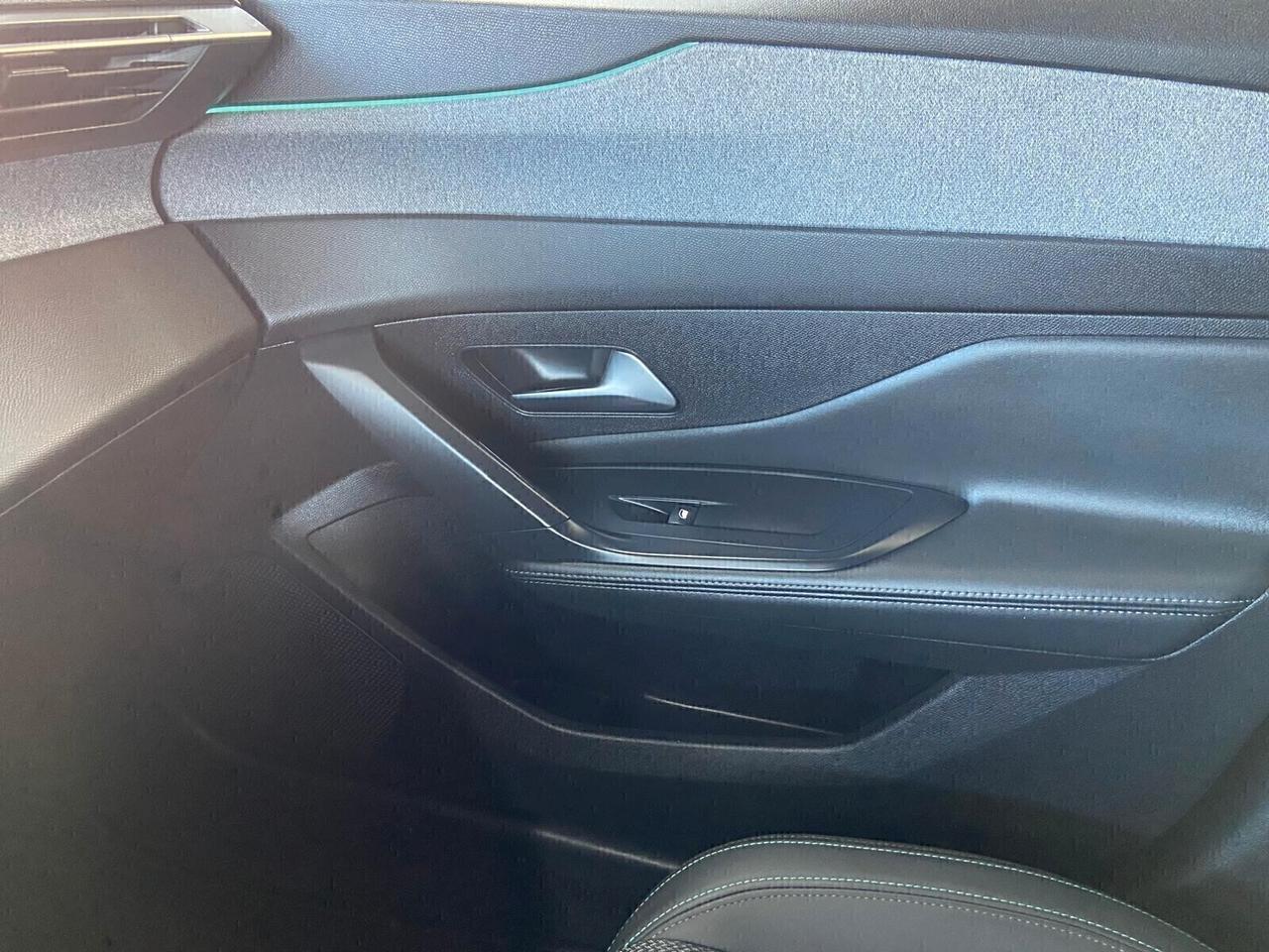 Peugeot 308 BlueHDi 130 S&S EAT8 SW Allure