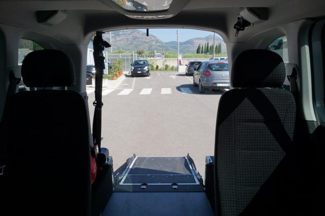 TOYOTA Proace 1.5D 120CV trasporto disabili