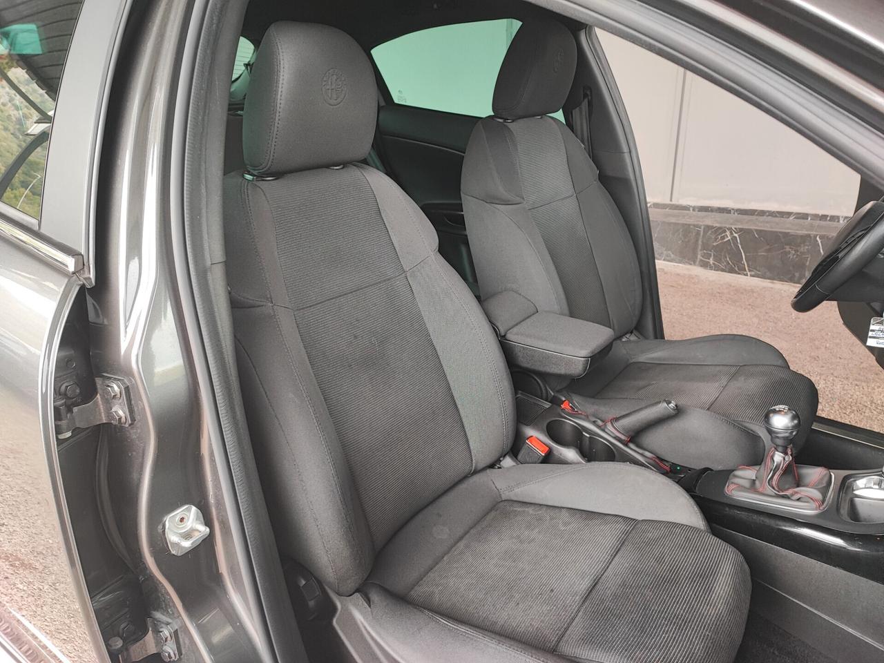 Alfa Romeo Giulietta 1.4 Turbo MultiAir Exclusive GPL